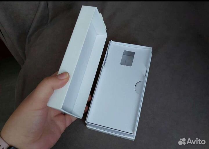 Коробка от смартфона Samsung galaxy A6