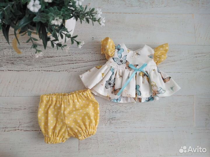 Одежда для кукол Мия