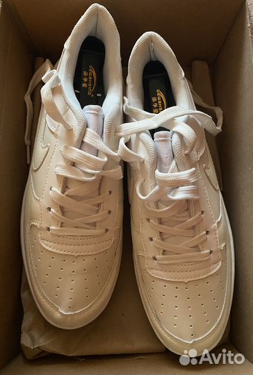 Кроссовки Nike р 39 Хамелеон