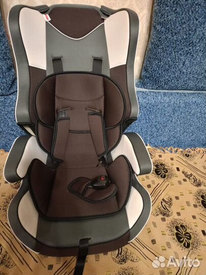 Детское автомобильное кресло бу
