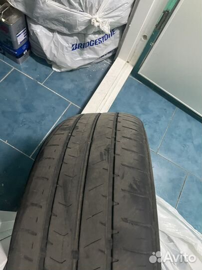 Bridgestone 613V 205/55 R17