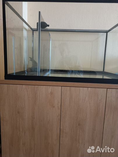 Морской аквариум 80 105 60 с тумбой