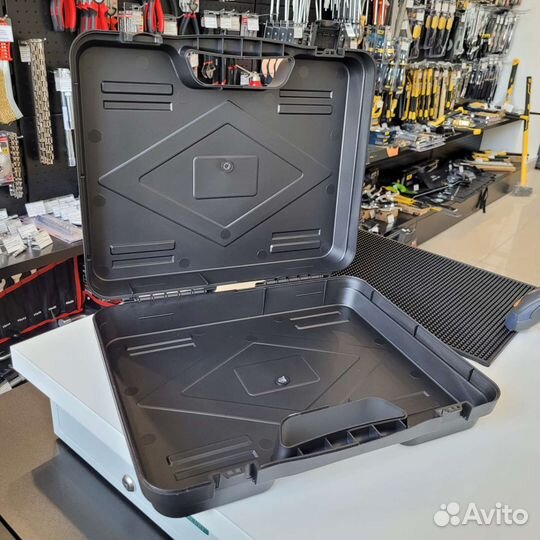 Кейс защитный (390x324x100) B3724