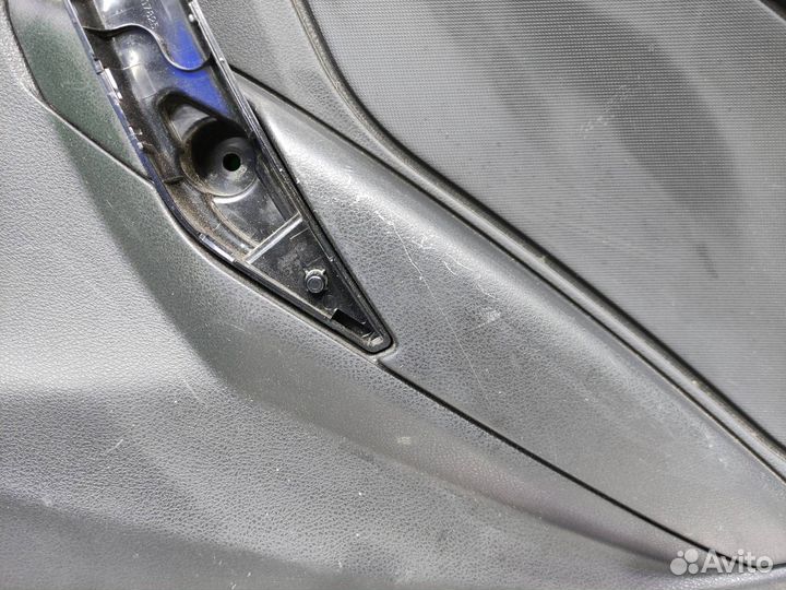 Обшивка двери задняя правая LADA Vesta 1 2015-2022