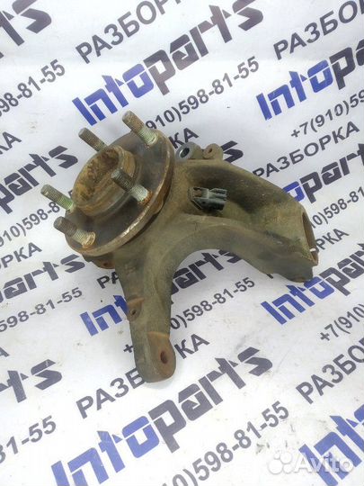 Поворотный кулак передний левый Mazda 3 BK