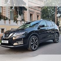 Nissan X-Trail 2.5 CVT, 2018, 75 000 км, с пробегом, цена 2 590 000 руб.