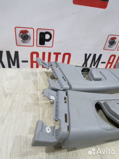 Обшивка средней стойки Hyundai Solaris