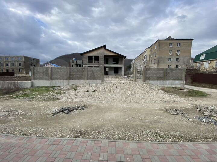 Дом 335 м² на участке 7 сот.