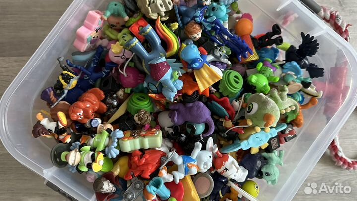 Игрушки из киндера
