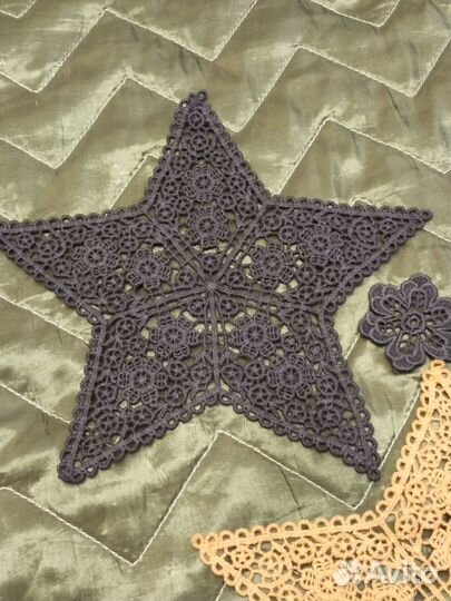 Вязанные аппликации, кружевные элементы