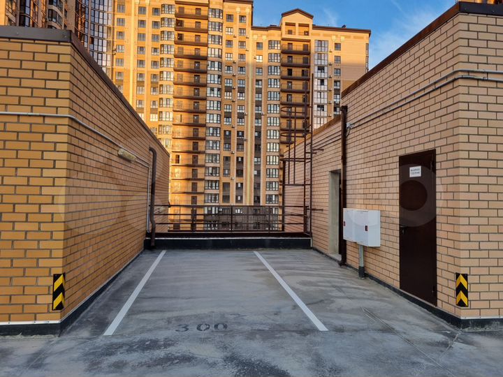 Машиноместо, 14 м²