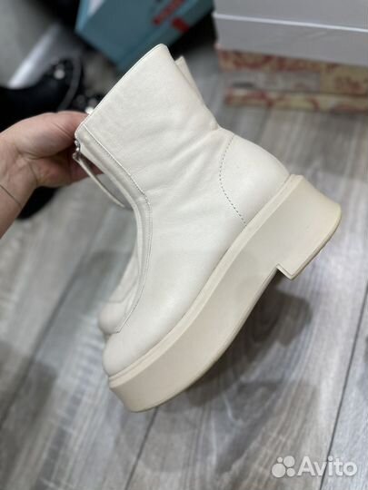 Кожаные ботинки Zipped Boot I THE ROW