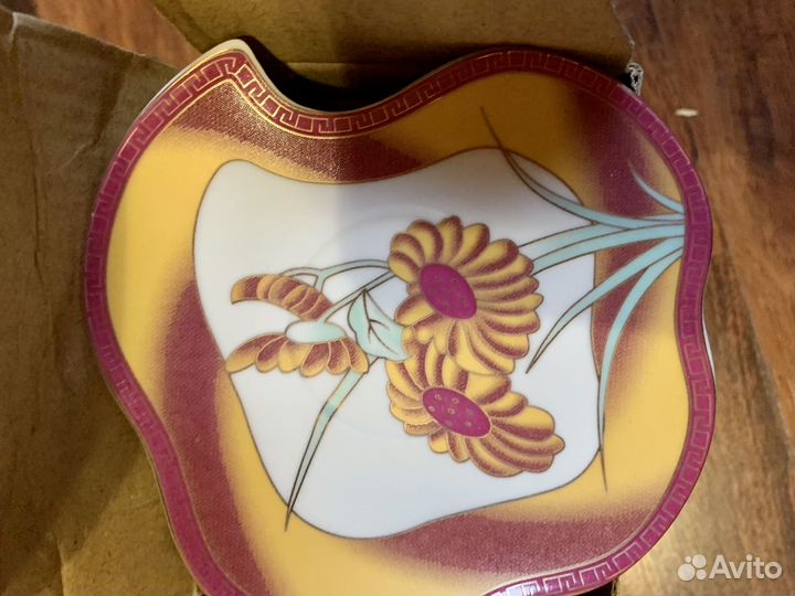 Кофейный набор на подставке фарфоровый новый