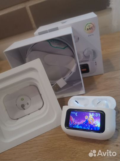 Беспроводные наушники с дисплеем