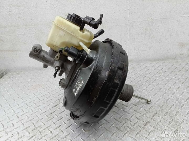 Вакуум тормозной Audi Q7 4L 7L8612101
