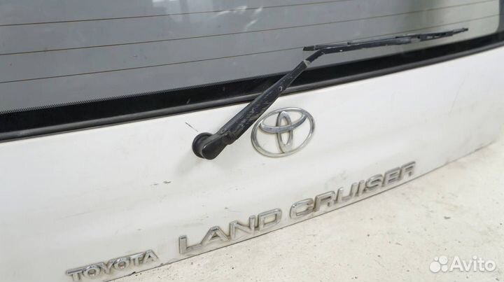 Дверь багажника задняя Toyota Land Cruiser UZJ100