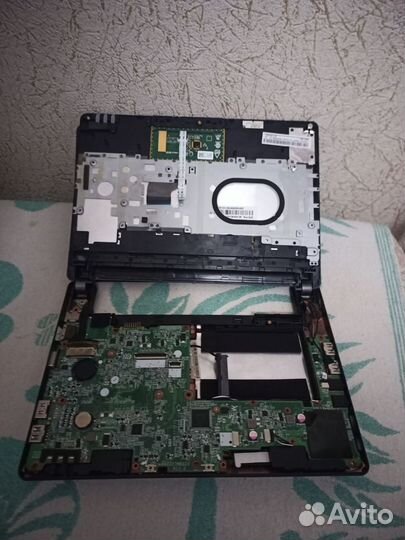 Нетбук packard bell