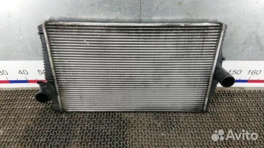 Радиатор интеркуллера volvo XC90 1 (8NT17KC01)