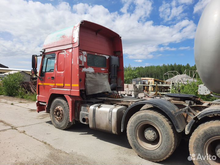 Howo ZZ4257S3241V, 2007