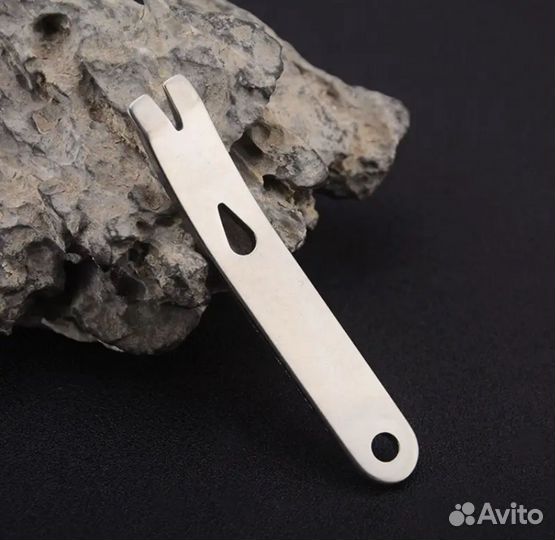 Стальной ломик брелок