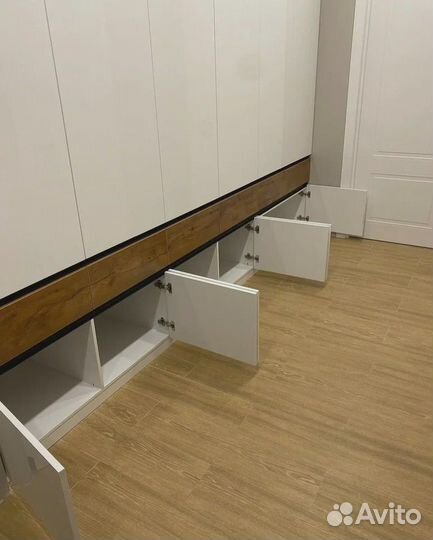 Шкаф распашной по индивидуальному проекту