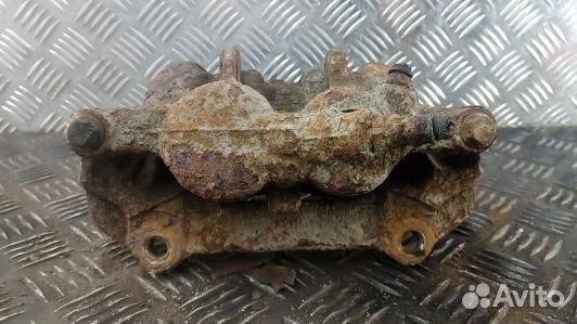 Суппорт тормозной передний правый opel vivaro (5AG27N701)