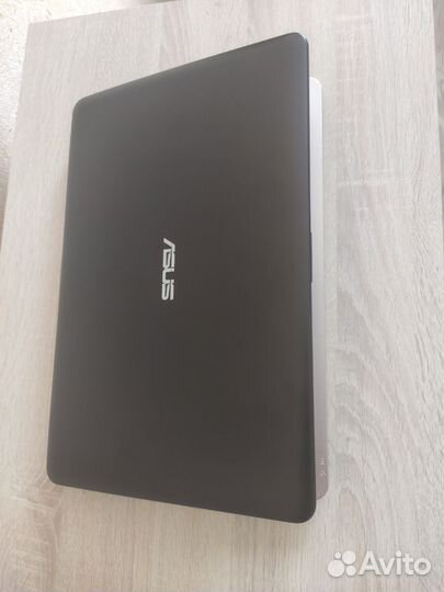 Шикарный, игровой Asus,SSD 240Gb,8Gb, Geforce 920M