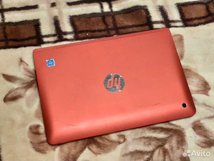 Планшет-трансформер HP Pavilion x2 P004UR 64 гб