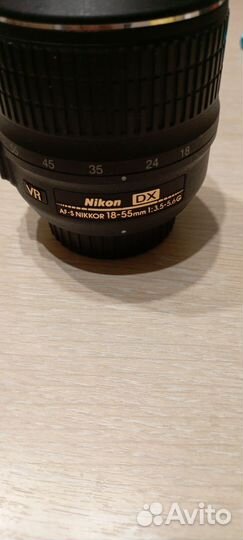 Объектив Nikon