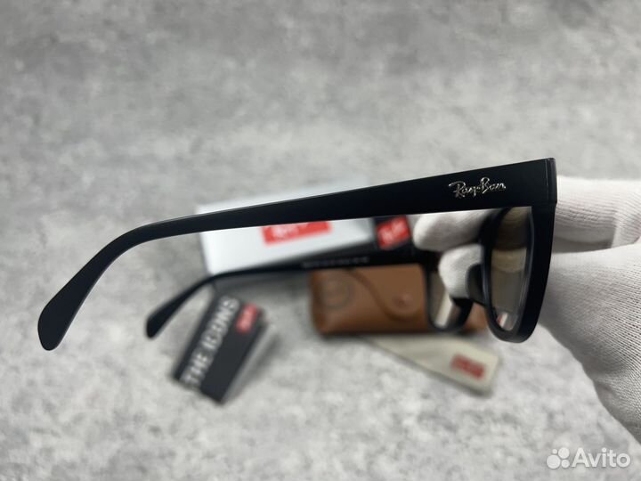 Солнцезащитные очки Ray Ban RB0707S 901/3F