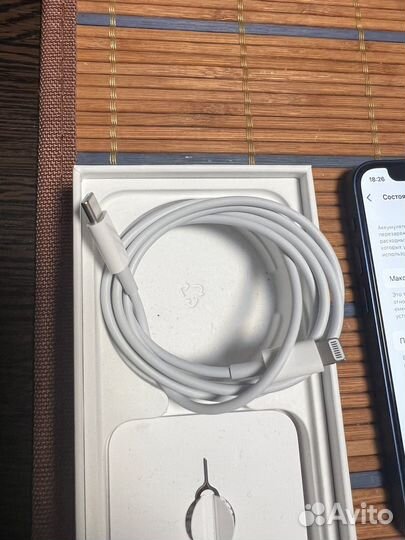 Телефон iPhone 12 mini