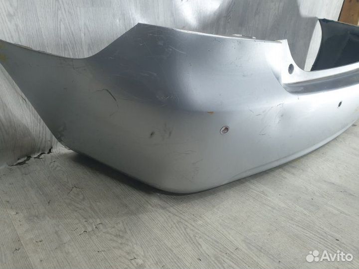 Бампер зад. toyota premio