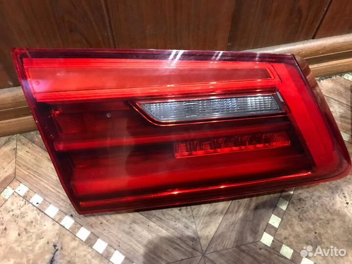 Фонари на крышку багажник BMW 5 G30