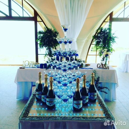 Тяжелый Дым Горка шампанского Фотобудка