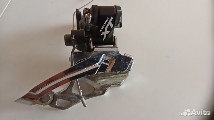 Передний переключатель с манеткой shimano М 780