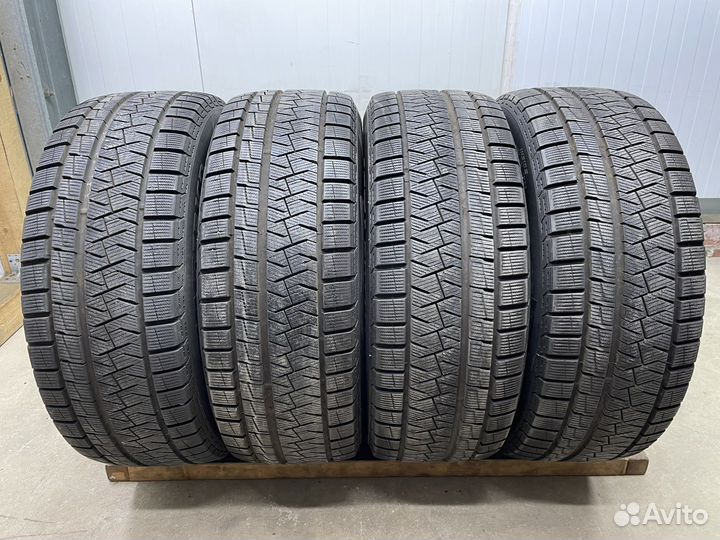 Pirelli Ice Asimmetrico 235/55 R18 100Q