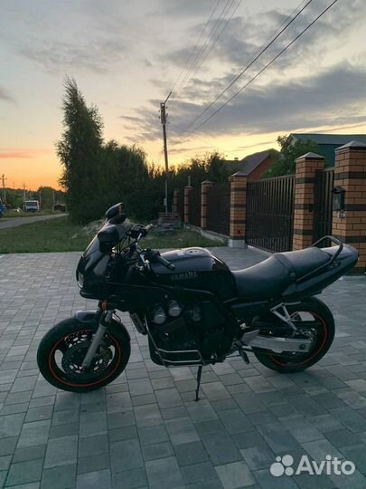 Yamaha fz400