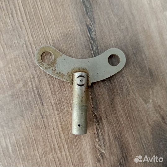 Часы настольные СССР весна