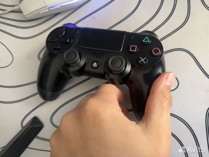 Геймпад ps4