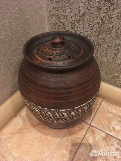 Горшок глиняный