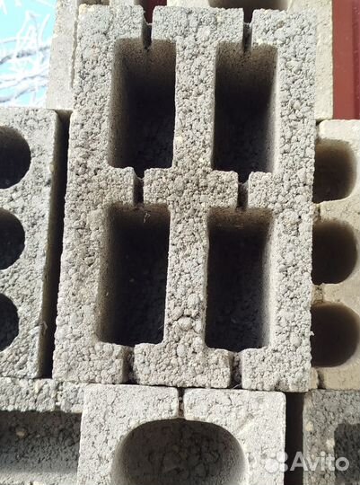 Блок для строительства стен