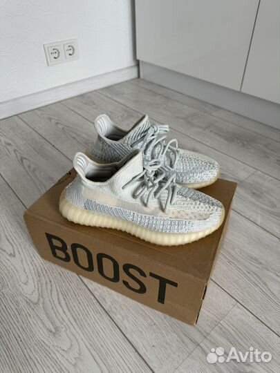 Кроссовки Adidas Yeezy Boost 350 v2 40