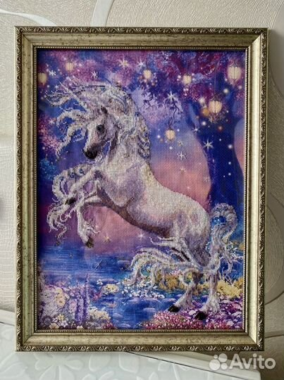 Картина вышитая крестом “Единорог»