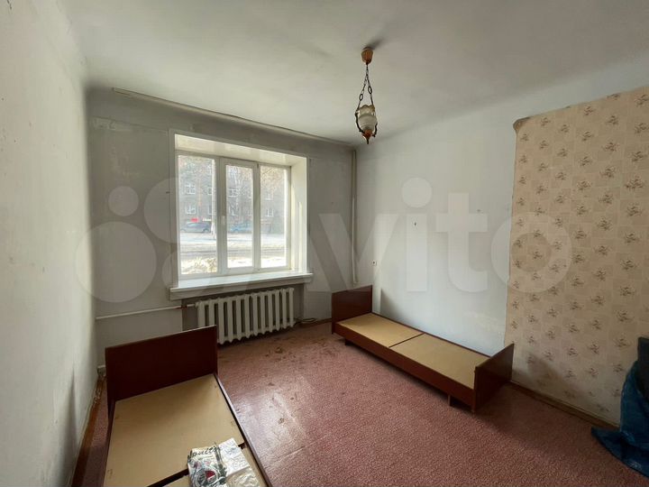 2-к. квартира, 54 м², 1/5 эт.