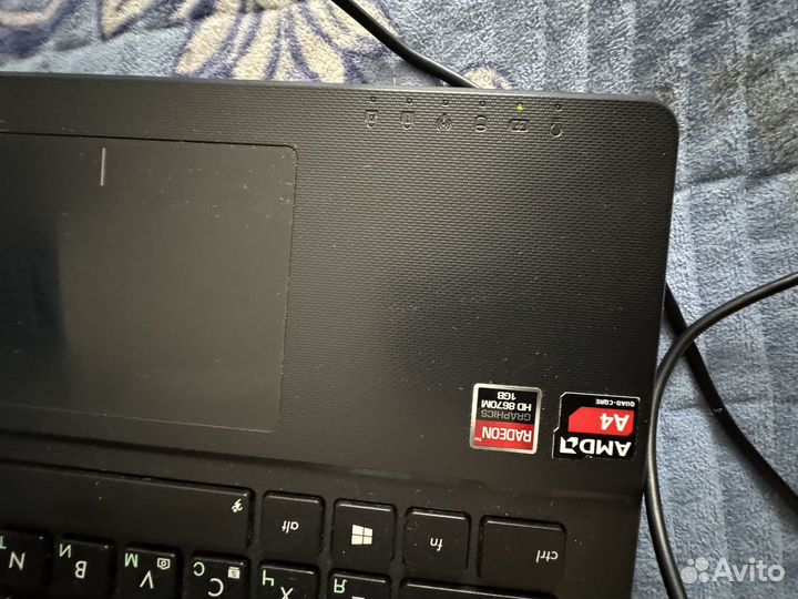 Ноутбук asus