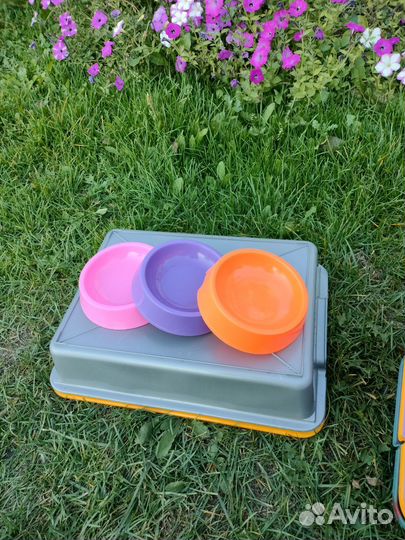 Миски и лотки для животных