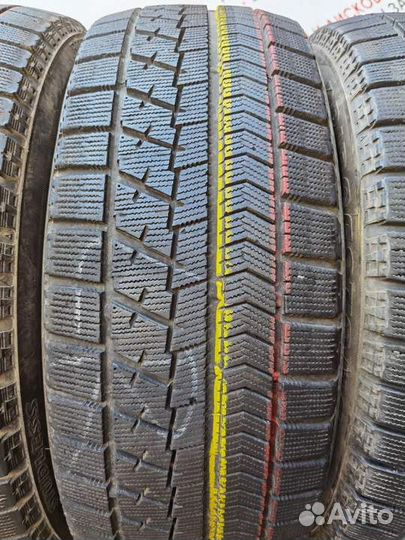 Bridgestone Blizzak VRX 215/55 R17 97V
