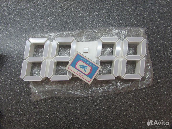 Светодиодные часы 3D