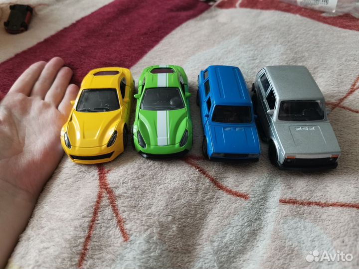 Машины железные новые