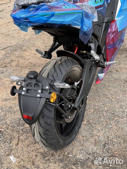 Электромотоцикл panigale ducati